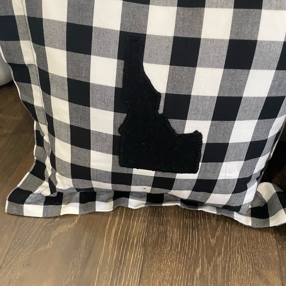 Black and White Buffalo Check wool appliqué Idaho Throw Pillows - Picture 3 of 5
